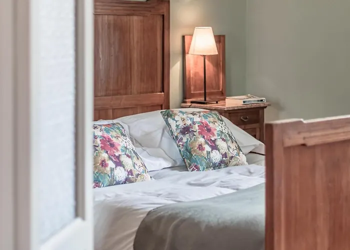 Pescallo Garden Retreat