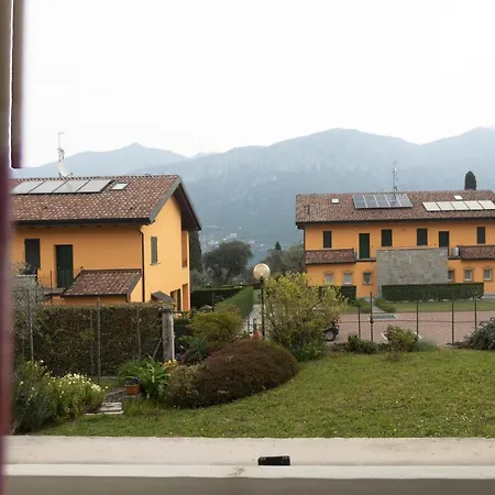 Pescallo Garden Retreat Daire *