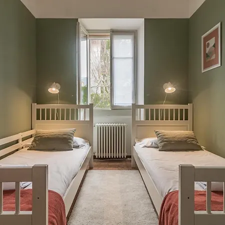 Pescallo Garden Retreat Apartment Bellagio