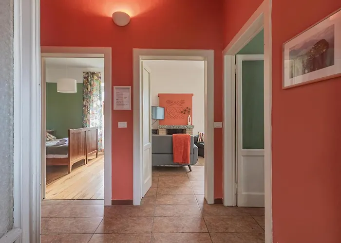 Daire Pescallo Garden Retreat *