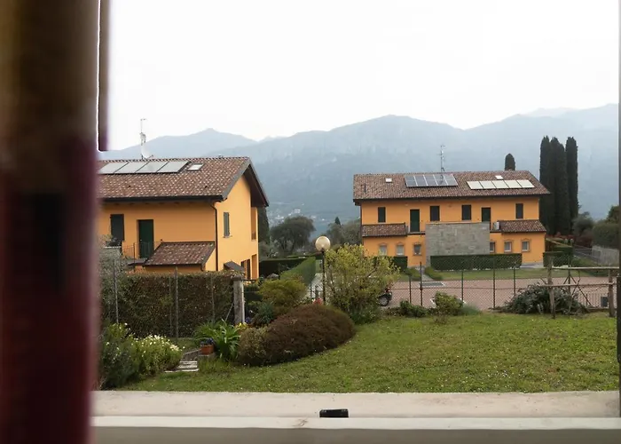 Pescallo Garden Retreat Daire *