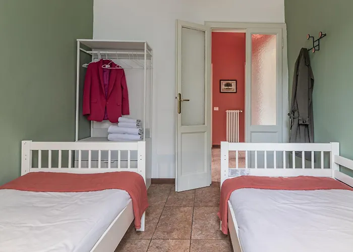 Daire Pescallo Garden Retreat *