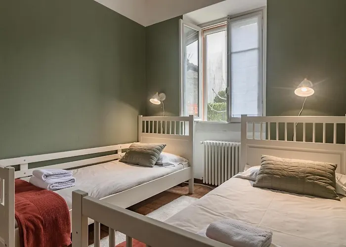 Апартаменты Pescallo Garden Retreat