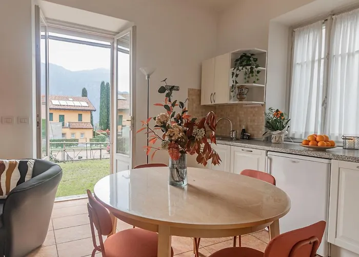 Pescallo Garden Retreat Apartman *